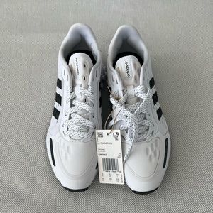 NWT Adidas Originals Sneakers